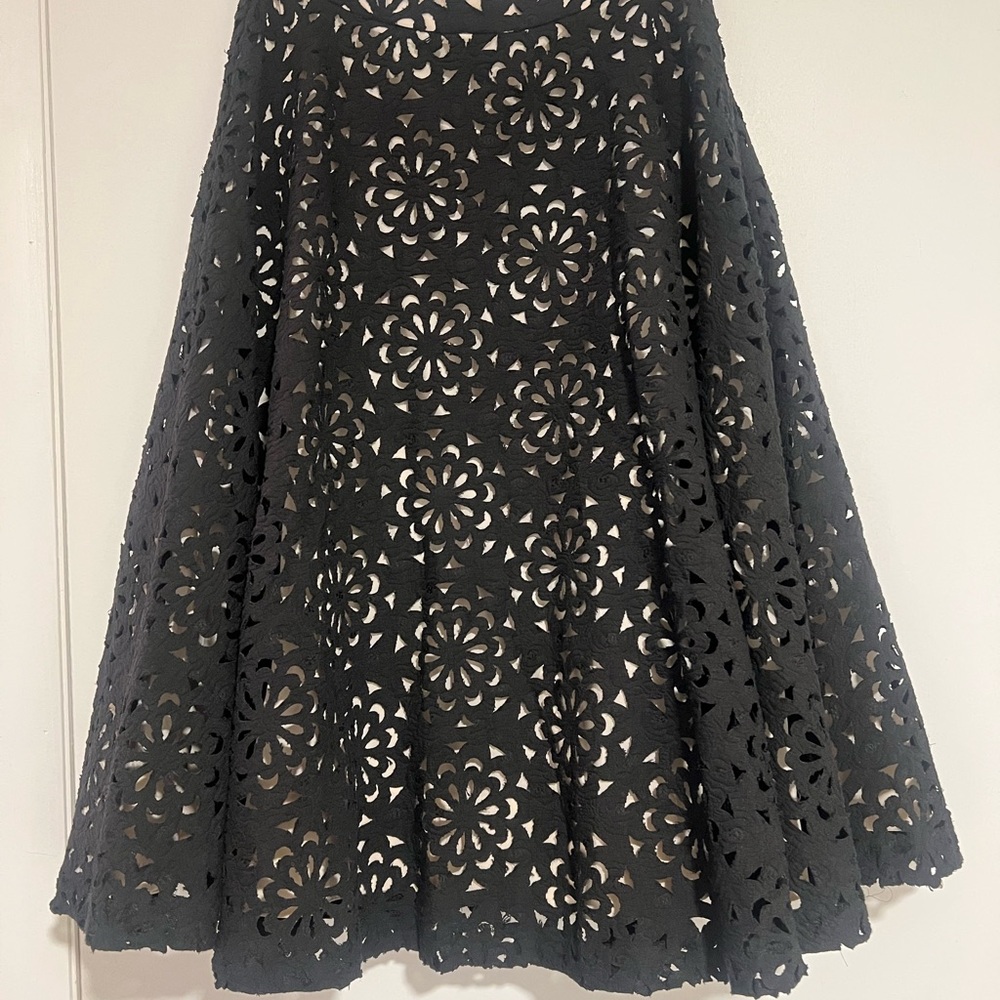 Alice + Olivia Black Floral Cutout A-Line Skirt